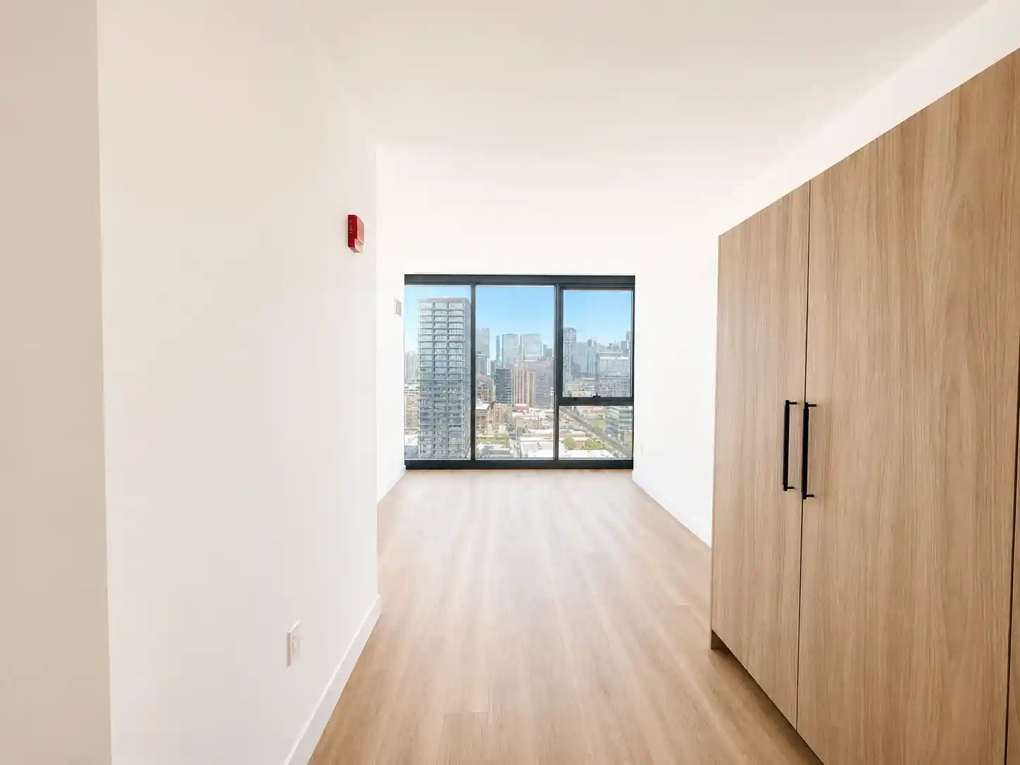 Living area in Large 1BR - Unit 07, Unit 7 at Stead 220, Fulton Market